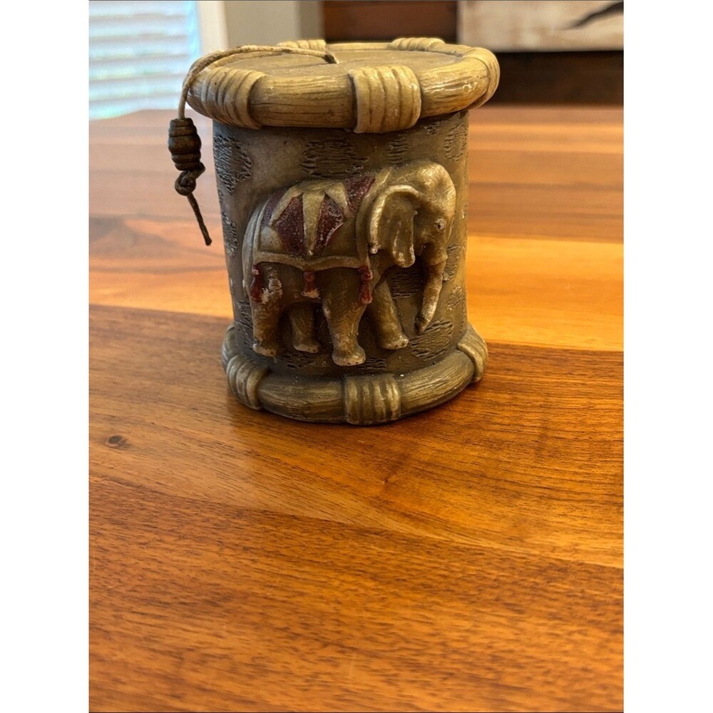 Lavai Elephant 3D Pillar Candle 4”